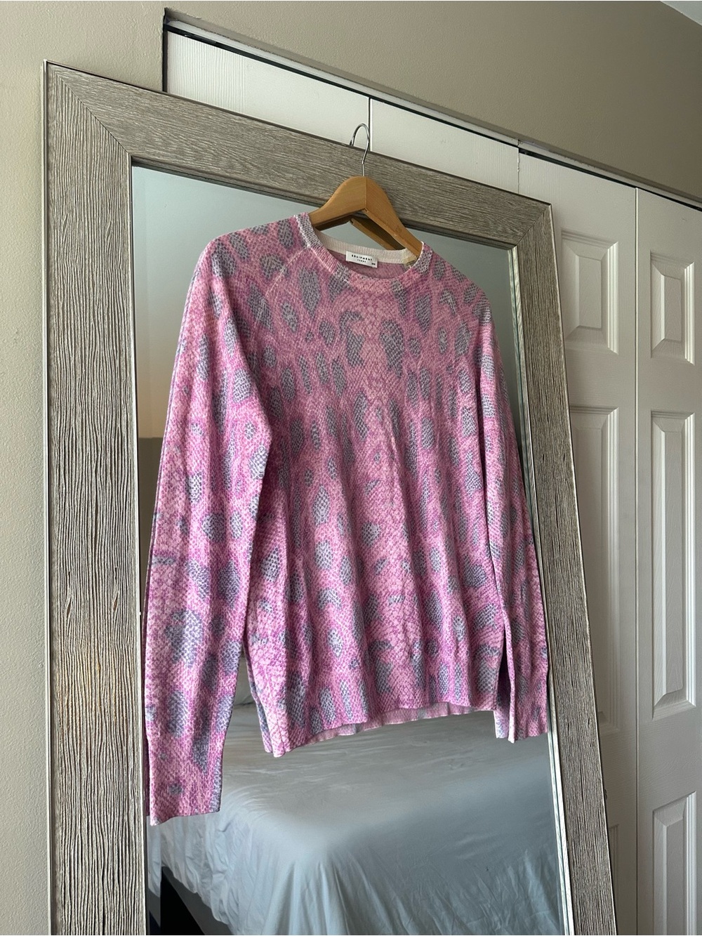 Equipment Femme Animal Print Crew Neck Sweater Pink Gray Wool Cashmere Blend M
